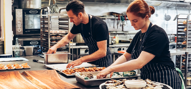 restaurant finance image